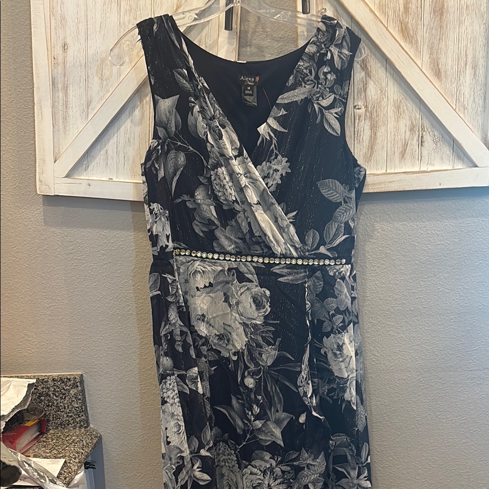 Navy and White Sleeveless V-Neck Sheath Dress rhinestone trim 19 ptp 47 length - Picture 2 of 8